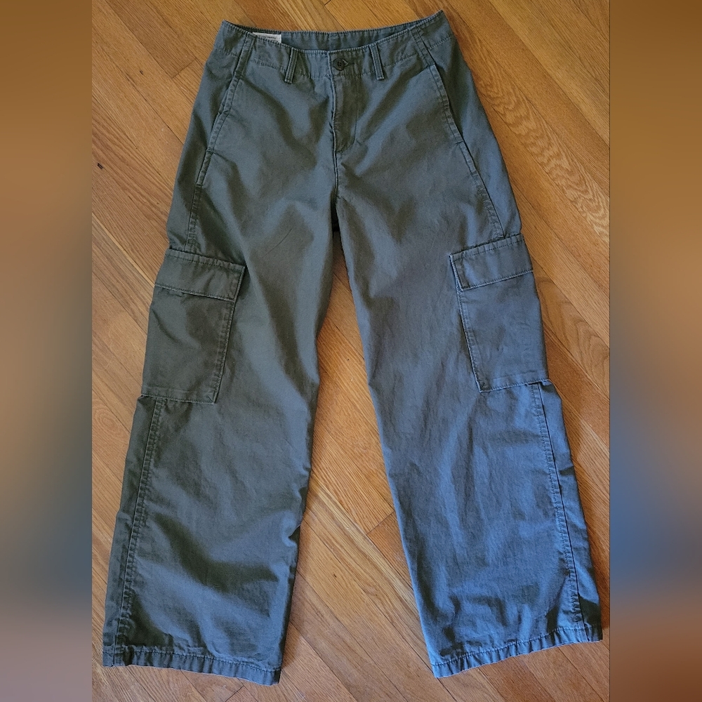 Levi's Baggy Cargo Pants